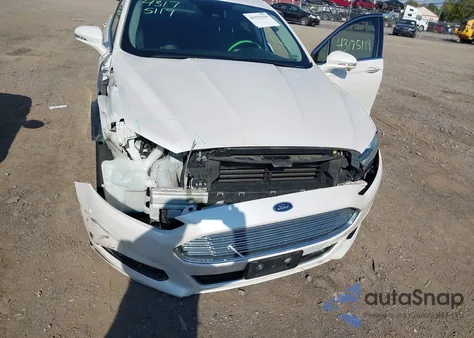 2016 Ford Fusion Energi Titanium from USA, damaged, VIN 3FA6P0SU6GR357415